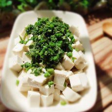 香椿拌豆腐的做法