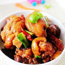 麻辣肘子的做法 麻辣肘子的做法