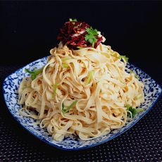炝拌干豆腐的做法