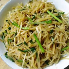 孜然土豆丝的做法 孜然土豆丝的做法