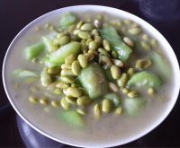 丝瓜炒毛豆的做法