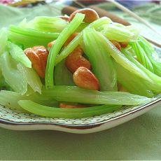 西芹炒腰果的做法 西芹炒腰果的做法