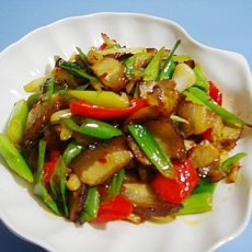 小炒油锅肉的做法 小炒油锅肉的做法