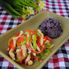 尖椒肉丝二米饭的做法 尖椒肉丝二米饭的做法