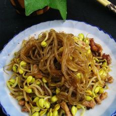 孜然黄豆芽炒粉条的做法 孜然黄豆芽炒粉条的做法