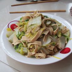 大白菜炒豆皮的做法 大白菜炒豆皮的做法