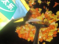 胡萝卜茭白粒的做法