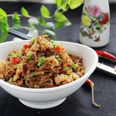 剁椒肉末粉条的做法 剁椒肉末粉条的做法