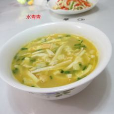 蛋丝豆腐汤的做法 蛋丝豆腐汤的做法