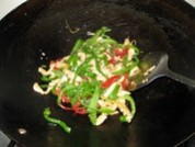 双椒炒肉丝的做法