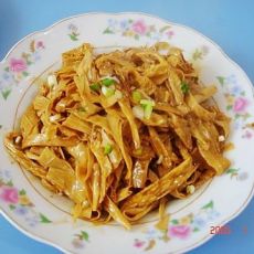 酱烧腐竹丝的做法 酱烧腐竹丝的做法