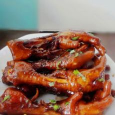 红烧麻辣鸡爪的做法 红烧麻辣鸡爪的做法