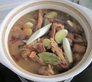 酱烧鸭锁骨的做法