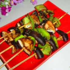 香烤尖椒香菇串的做法