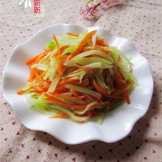凉拌莴苣胡萝卜丝的做法