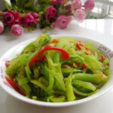 青红椒莴笋丝的做法
