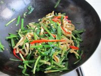 蚝油韭菜炒豆皮的做法