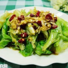 葱油包包菜的做法 葱油包包菜的做法