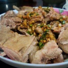 蒜泥白切鸭的做法 蒜泥白切鸭的做法