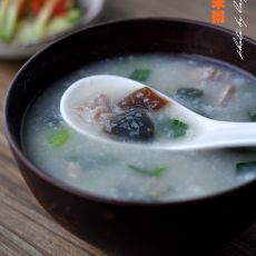 皮蛋咸肉粥的做法 皮蛋咸肉粥的做法