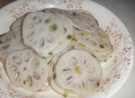 时令快手蔬菜——清炒藕片的做法