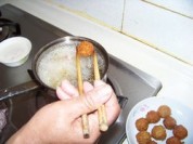 香炸藕丸子的做法