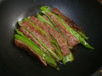 虎皮尖椒酿肉的做法