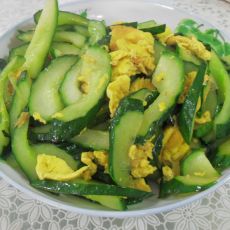黄瓜炒蛋的做法 黄瓜炒蛋的做法