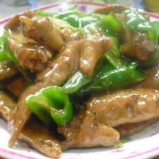 吮指青椒鸡翅尖的做法 吮指青椒鸡翅尖的做法