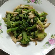 西兰花白玉菇的做法