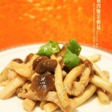 板筋肉烩茶树菇的做法 板筋肉烩茶树菇的做法