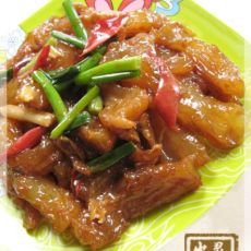 风味红烧猪蹄筋的做法