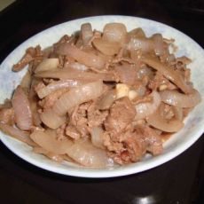 洋葱牛肉的做法
