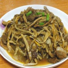 黄花菜烩肉的做法 黄花菜烩肉的做法