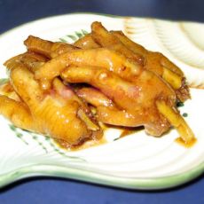 电饭锅版香卤凤爪的做法 电饭锅版香卤凤爪的做法