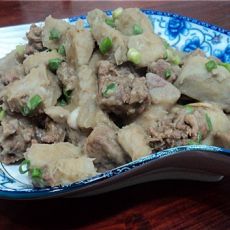 香芋焖鸭的做法