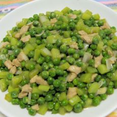 烩豌豆的做法 烩豌豆的做法