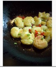 椒盐敲扁迷你土豆的做法