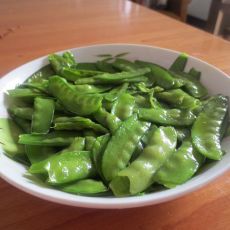 清炒荷兰豆的做法