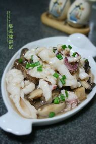 香菇烩鲜鱿的做法