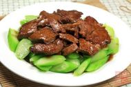 西冷牛肉扒芥蓝的做法