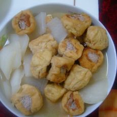 萝卜焖酿豆腐丸的做法 萝卜焖酿豆腐丸的做法