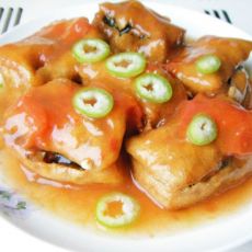 香椿酿豆腐的做法 香椿酿豆腐的做法