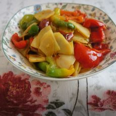彩椒土豆片的做法 彩椒土豆片的做法