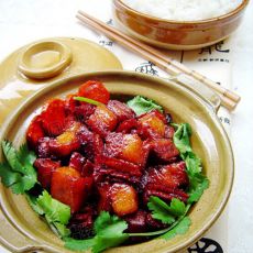 鱿鱼红烧肉的做法 鱿鱼红烧肉的做法