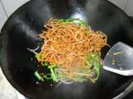 青椒爆炒鱿鱼丝的做法