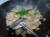 清炒豆皮的做法
