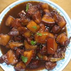 家庭简易红烧肉的做法 家庭简易红烧肉的做法
