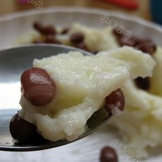 蜜豆蛋清炒牛奶的做法 蜜豆蛋清炒牛奶的做法