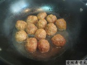 红烧狮子头的做法